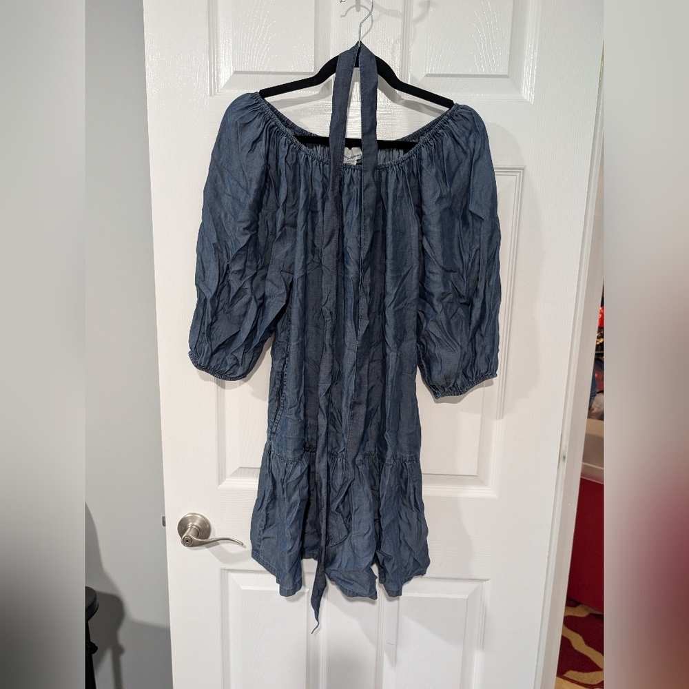 NWT Tommy Bahama Chambray Off the Shoulder Tiered Dress in Size XS